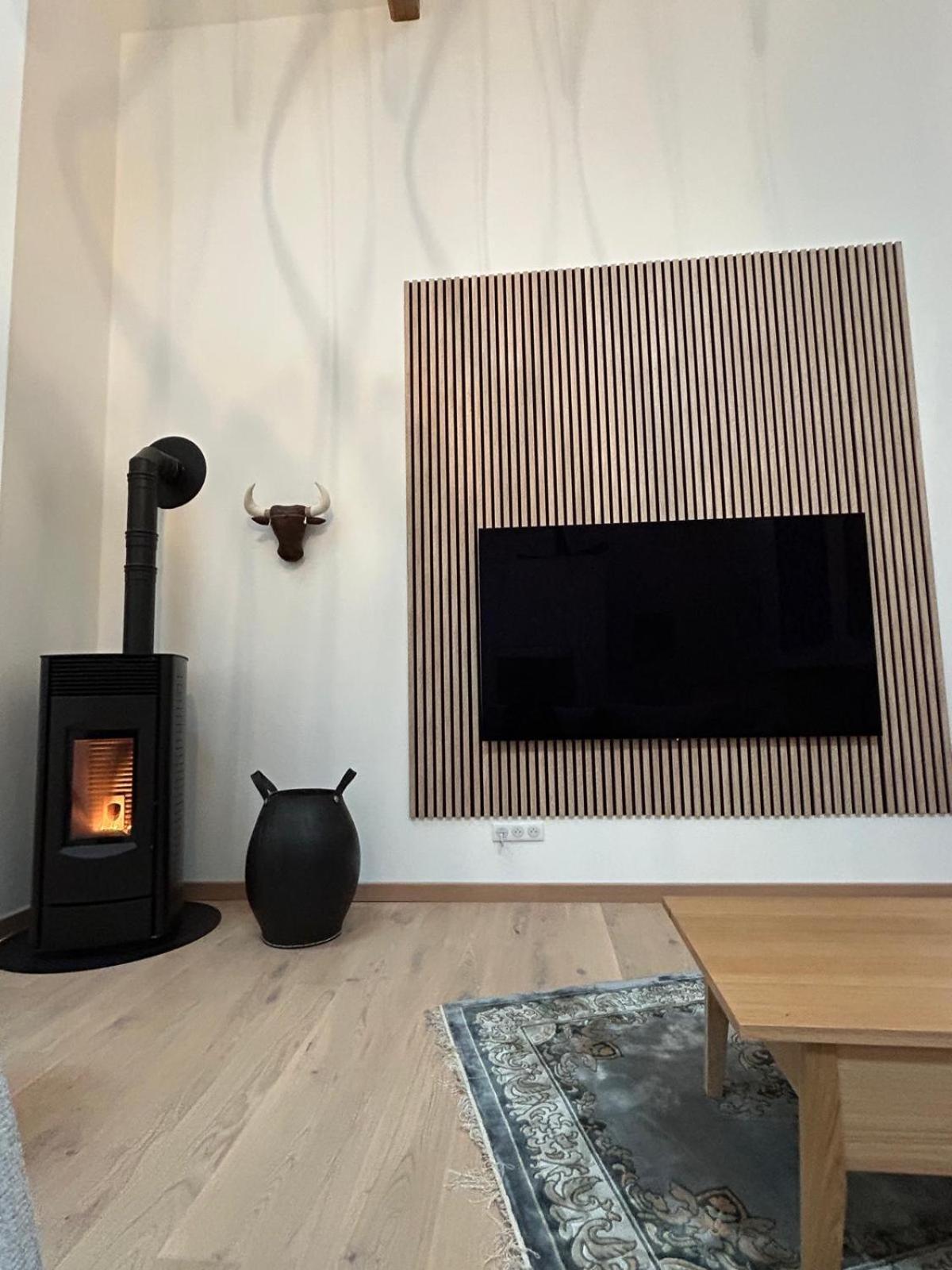 Studio Clos Des Renauds Charbonnieres  Екстериор снимка