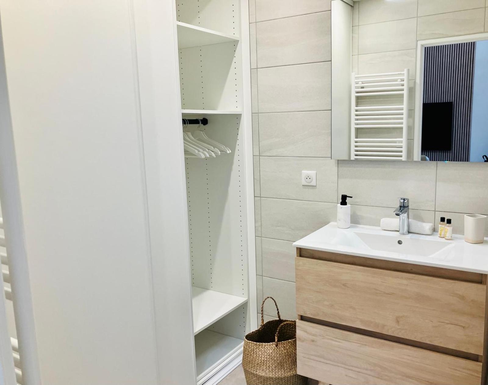 Studio Clos Des Renauds Charbonnieres  Екстериор снимка
