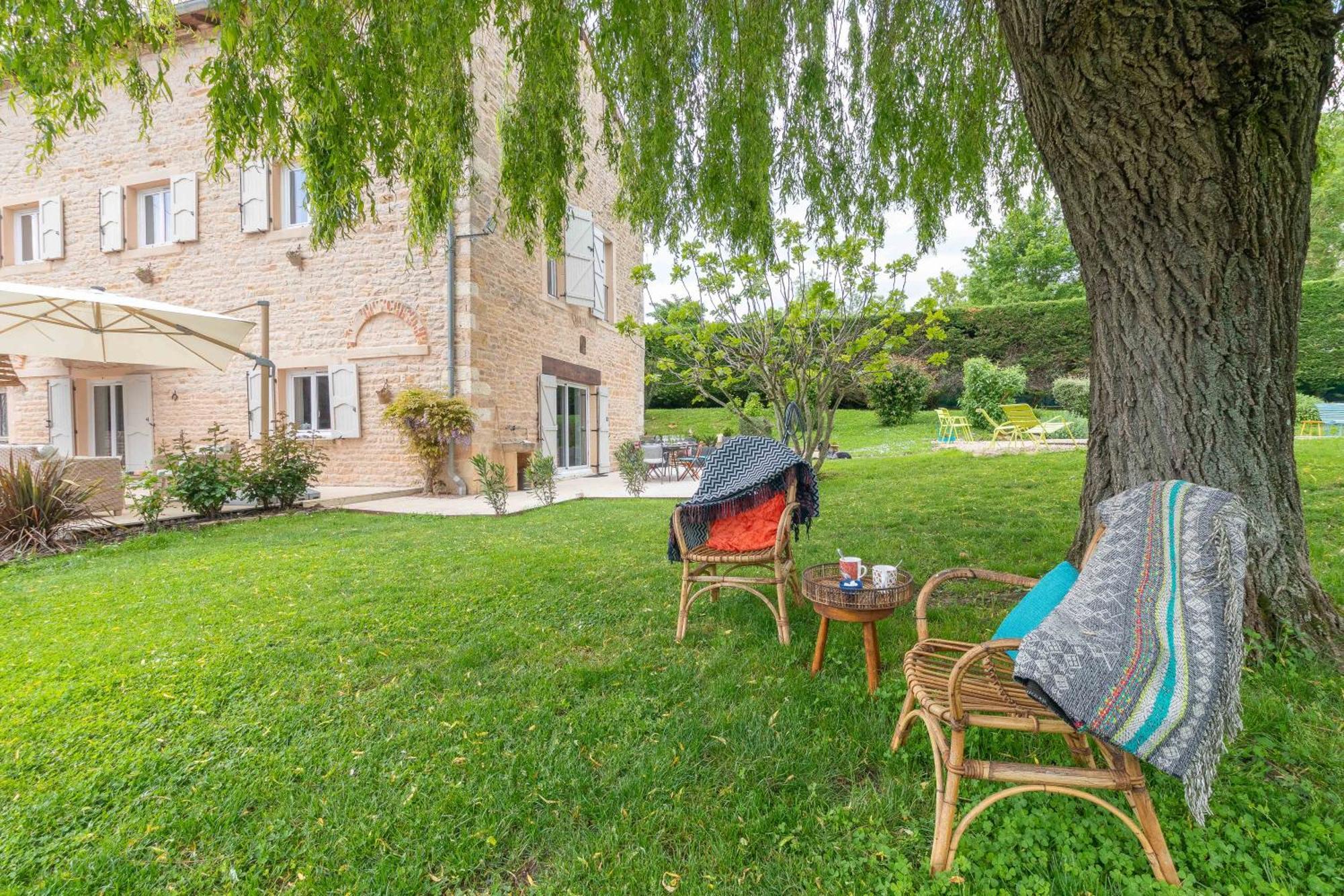 Studio Clos Des Renauds Charbonnieres  Екстериор снимка